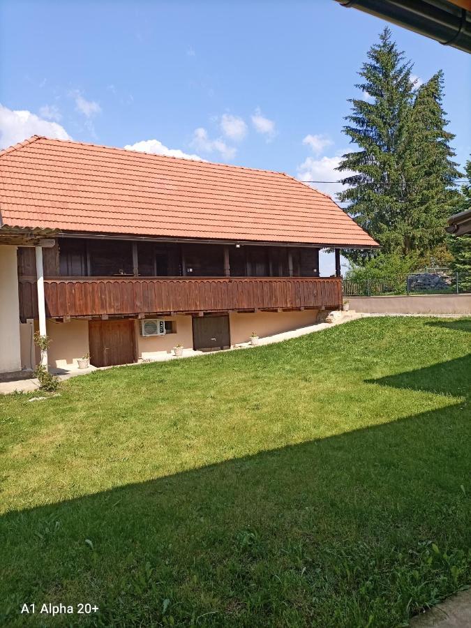 Kuca Za Odmor Braco Apartment Donji Zvecaj Bagian luar foto